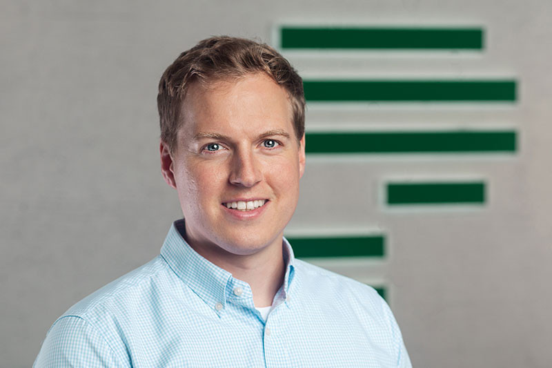 Robert Michaelides, Proemion (web)